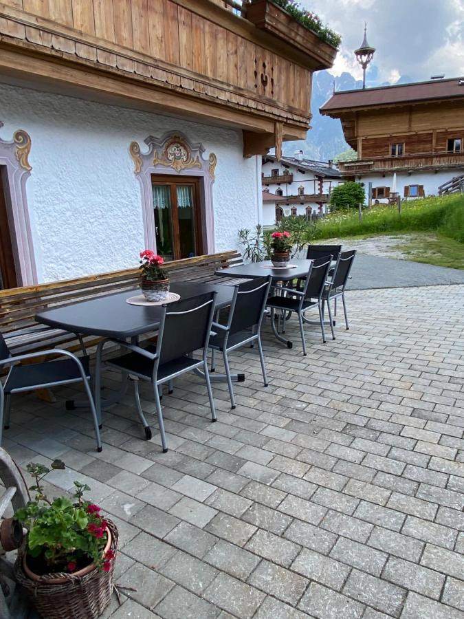 Trixlhof Bed and Breakfast Sankt Ulrich am Pillersee Exteriör bild