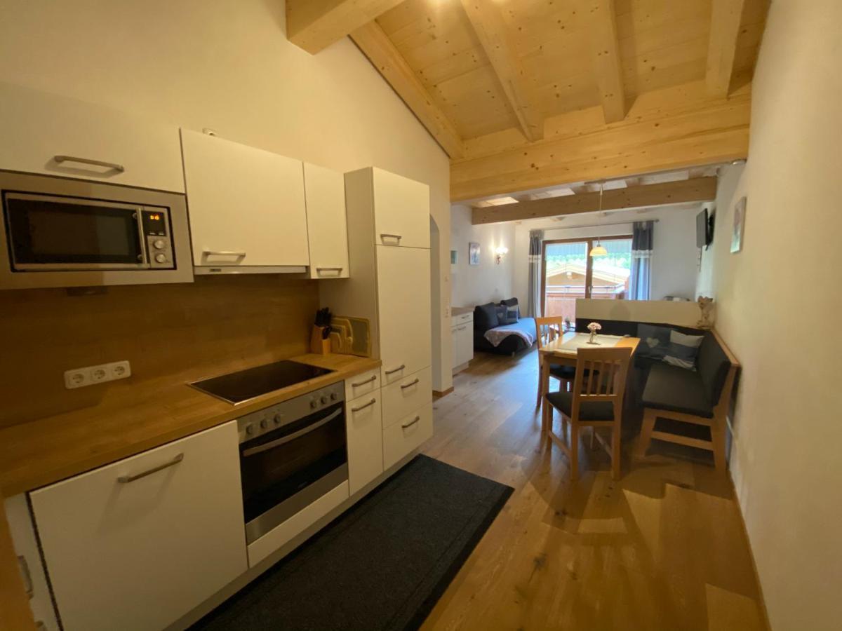 Trixlhof Bed and Breakfast Sankt Ulrich am Pillersee Exteriör bild