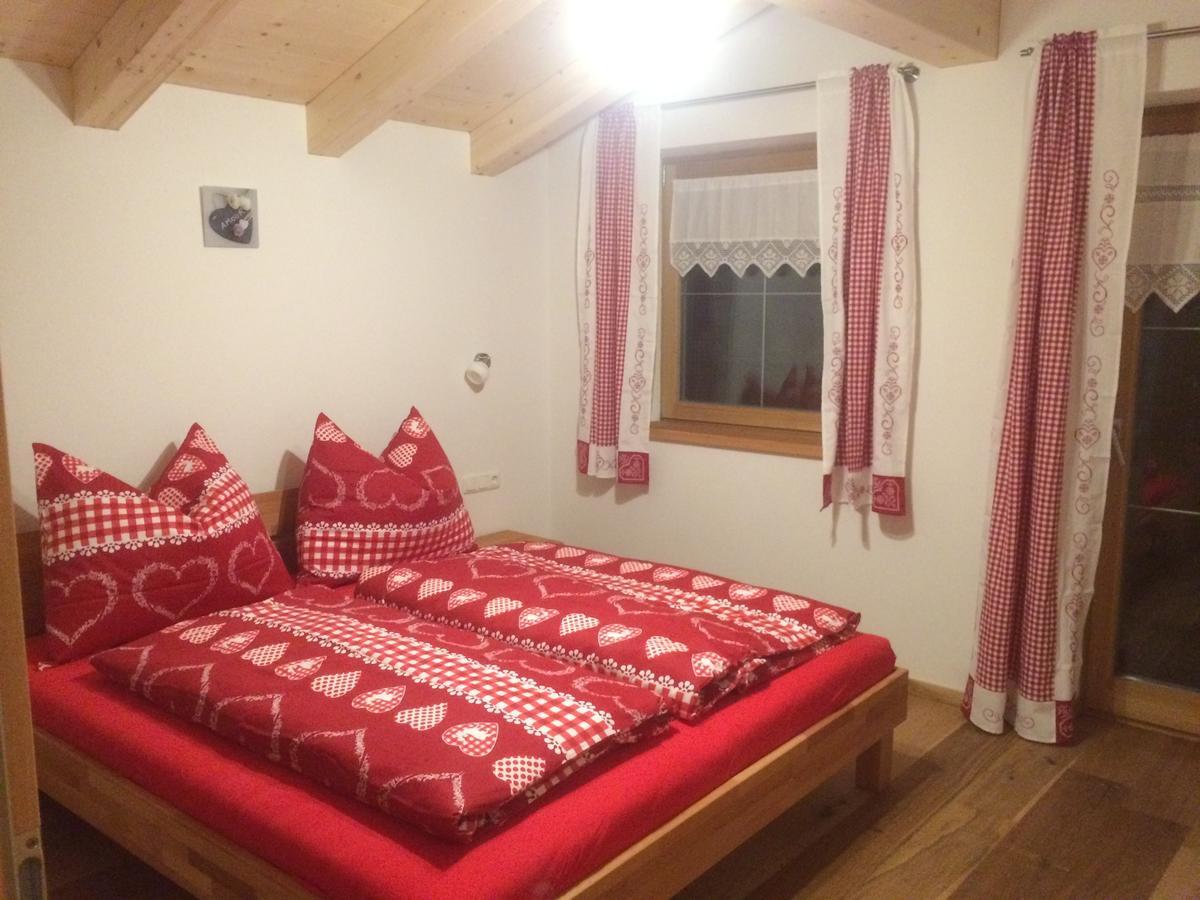 Trixlhof Bed and Breakfast Sankt Ulrich am Pillersee Exteriör bild