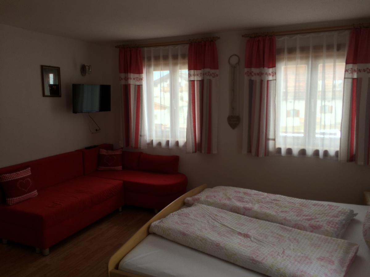 Trixlhof Bed and Breakfast Sankt Ulrich am Pillersee Exteriör bild
