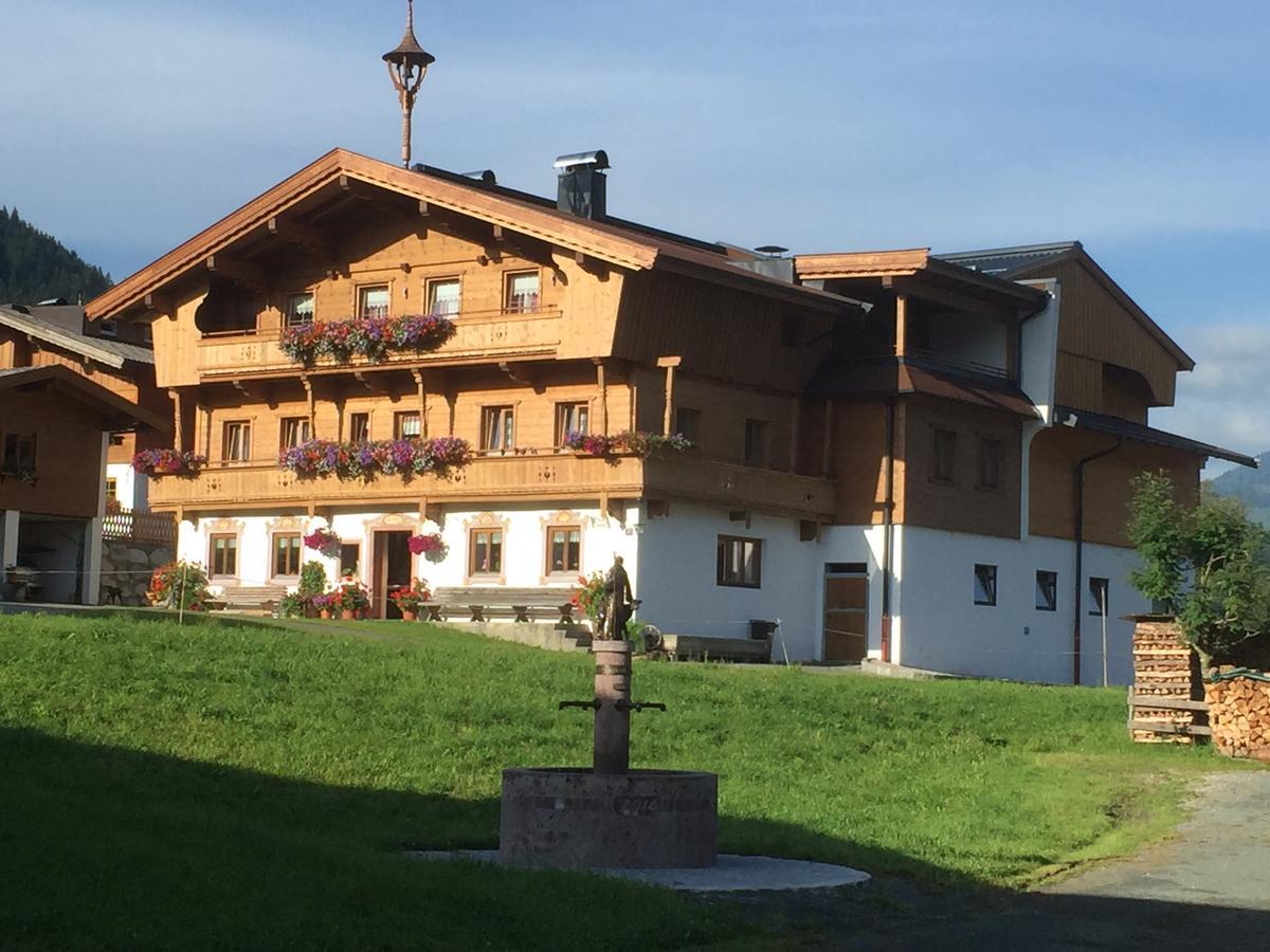 Trixlhof Bed and Breakfast Sankt Ulrich am Pillersee Exteriör bild