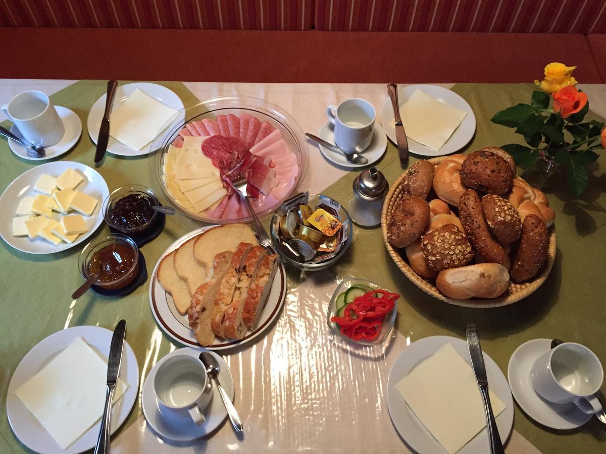 Trixlhof Bed and Breakfast Sankt Ulrich am Pillersee Exteriör bild