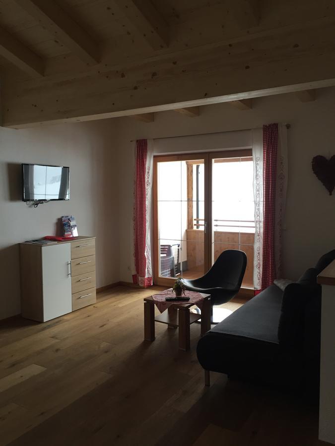 Trixlhof Bed and Breakfast Sankt Ulrich am Pillersee Exteriör bild
